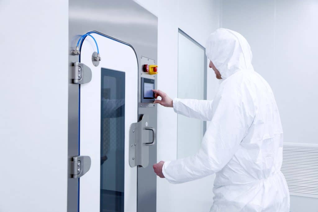 Material Decontamination, Decontamination Hatch, Transfer Hatch, Hatch, Pass Box, Pass Thorough, Through Box, Trolley Box, Decontamination Transfer, Decon Hatch Decon Transfer, Decon Pass Through