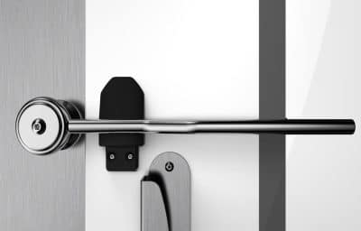 Stainless steel mechanical seal door for high containment environments, designed for laboratories, hospitals, and medical research, ensuring airtight containment for sensitive areas.